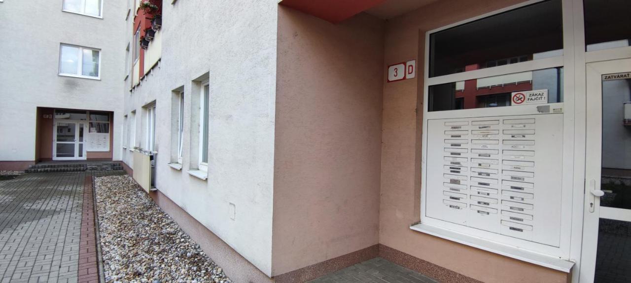 Appartamento 2 Izbovy Byt 60M2 V Centre Na Bakossovej, 24H Self Checkin Banská Bystrica Esterno foto